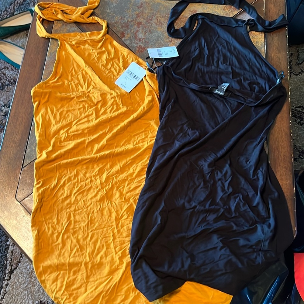 Forever 21 knit tie around neck dresses, size large. 2 dresses. Short dresses.